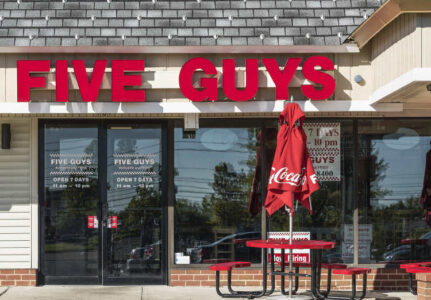 Five Guys 餐厅外观